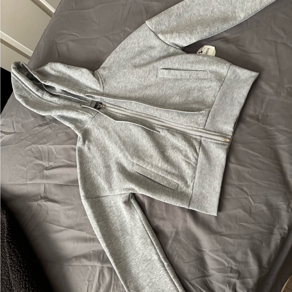 Gray Zip-Up Crop Top Hoodie